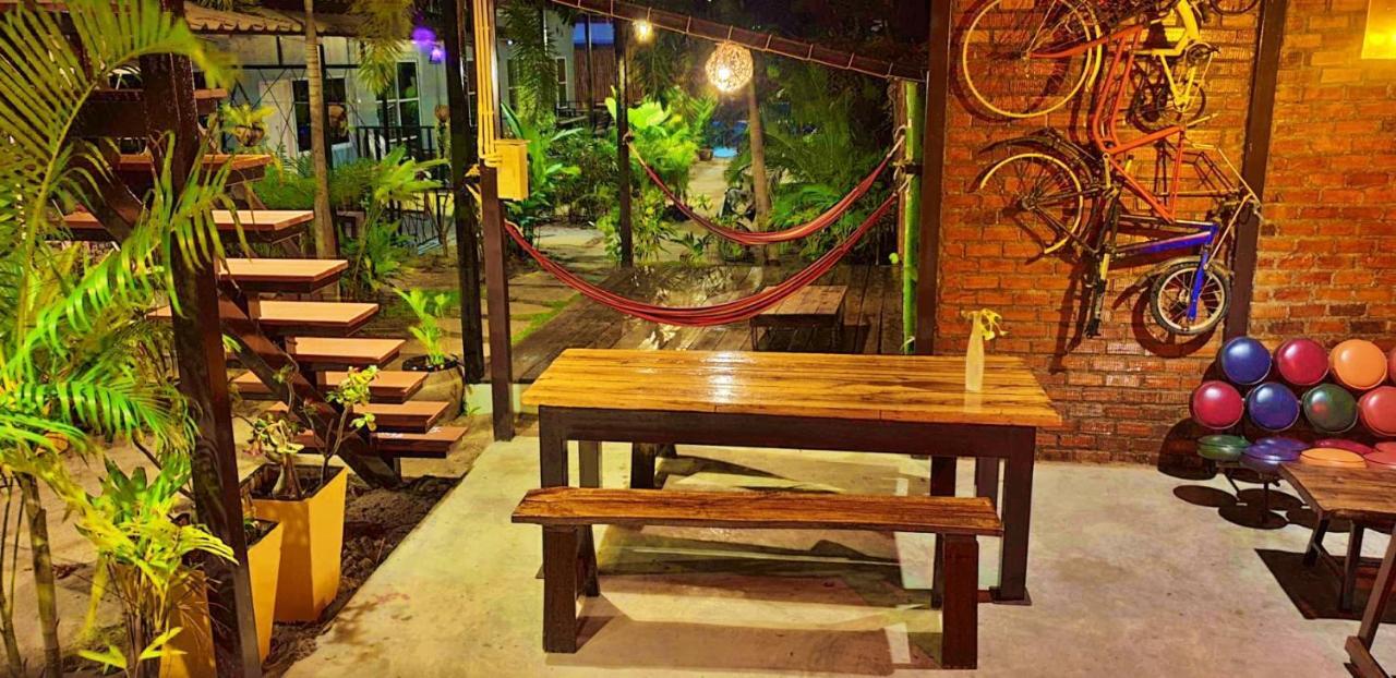 Oasis Lipe Resort Eksteriør bilde